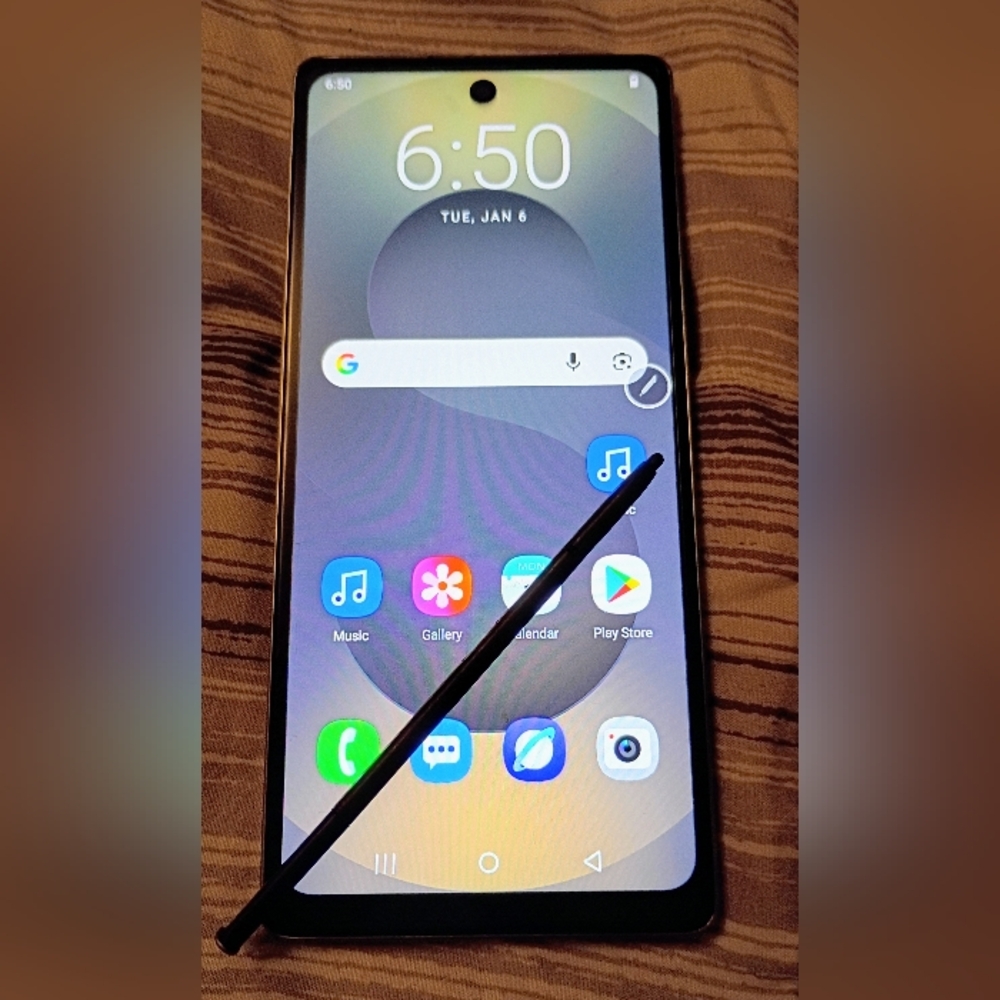 Samsung Galaxy S25 Ultra Smartphone with Black Stylus 256GB